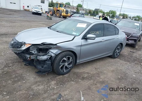 2016 Honda Accord Lx z USA, uszkodzony, nr VIN 1HGCR2F39GA148749